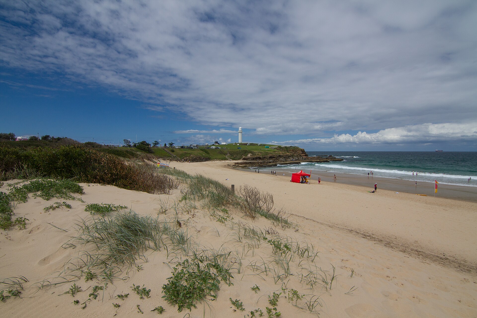 Townsville Officials and Experts Weigh In on Hydrogen Hub, Dam Levels and Base Expansion