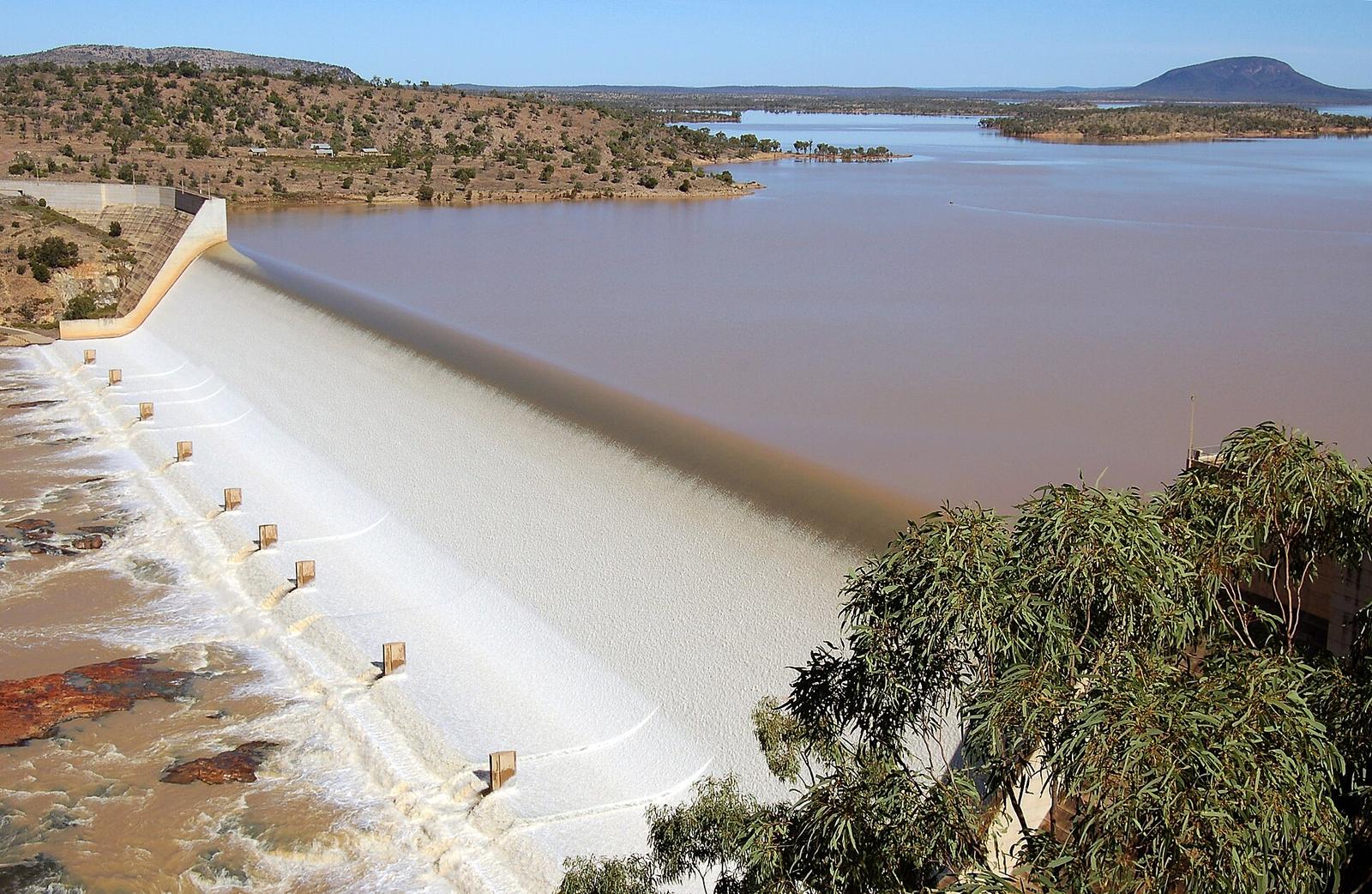 Farmers secure partial win in Queensland gas mining dispute over water source